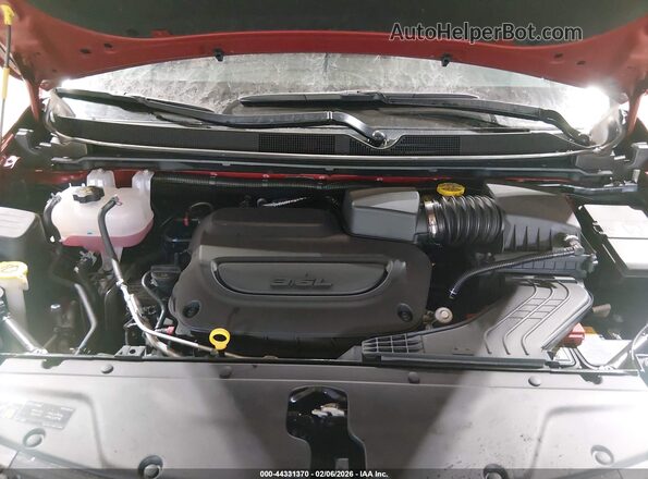 2C4RC1BG2TR175245 2026 CHRYSLER PACIFICA Красный Вид сзади