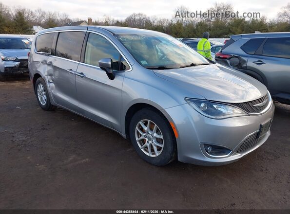 2C4RC1BG3HR753571 2017 CHRYSLER PACIFICA Silver Przód prawy