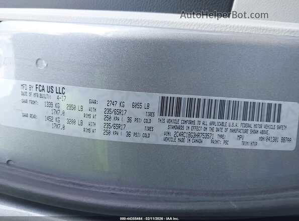 2C4RC1BG3HR753571 2017 CHRYSLER PACIFICA Silver Widok komory silnika