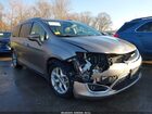 2018 Chrysler Pacifica Touring L Brown vin: 2C4RC1BG5JR270413