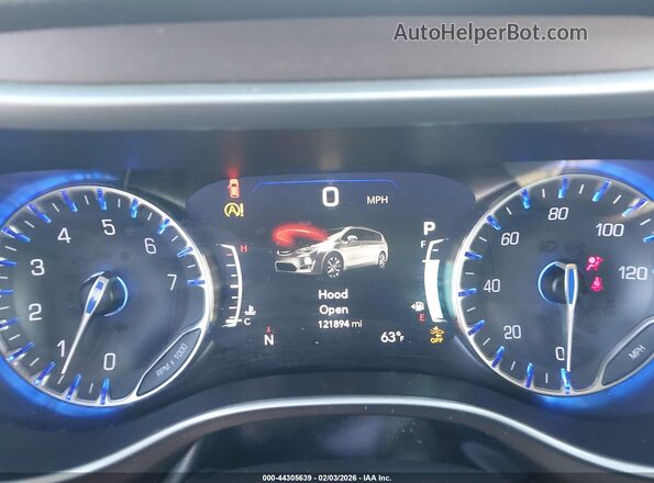 2C4RC1BG6JR270596 2018 CHRYSLER PACIFICA Серебряный Вид задних сидений