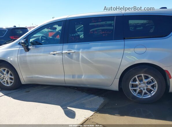 2C4RC1BG6TR178343 2026 CHRYSLER PACIFICA Серебряный Панорамный вид салона 360°