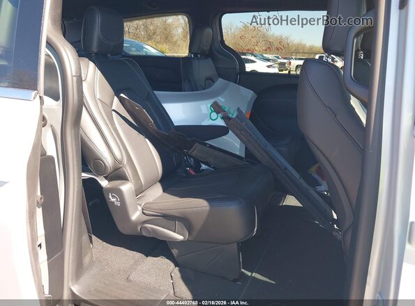 2C4RC1BG6TR178343 2026 CHRYSLER PACIFICA Серебряный Вид наклейки с VIN-кодом