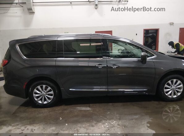 2C4RC1BG7KR609044 2019 CHRYSLER PACIFICA Серый Панорамный вид салона 360°