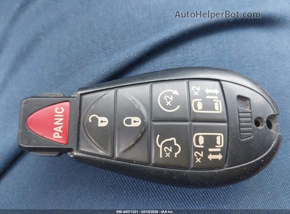2C4RC1BG9GR133385 2016 CHRYSLER TOWN & COUNTRY Black Widok deski rozdzielczej