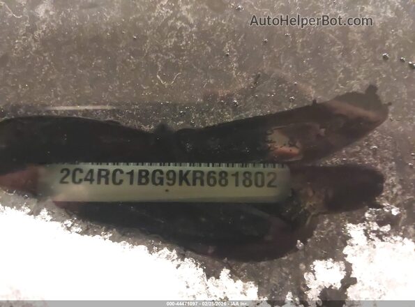 2C4RC1BG9KR681802 2019 CHRYSLER PACIFICA Черный Вид подкапотного пространства