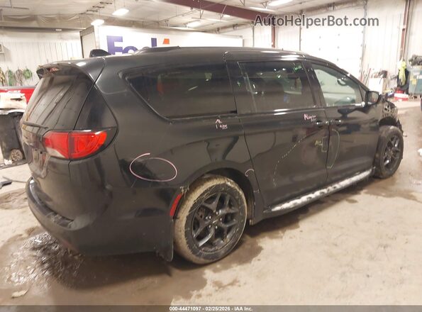 2C4RC1BG9KR681802 2019 CHRYSLER PACIFICA Черный Задняя правая четверть