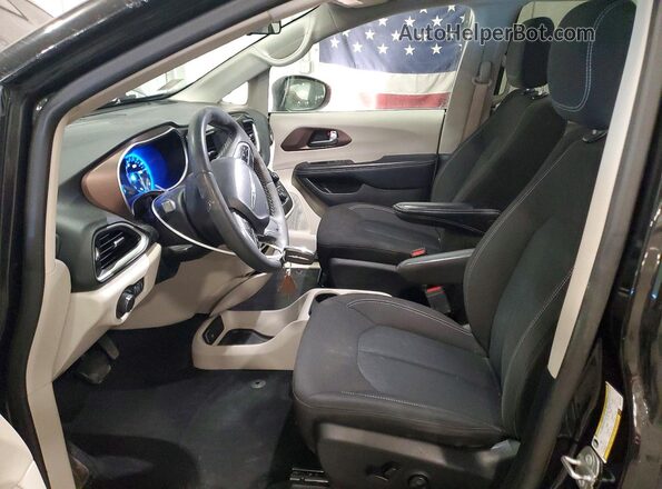 2C4RC1CG1NR223643 2022 CHRYSLER VOYAGER Black Вид салону спереду