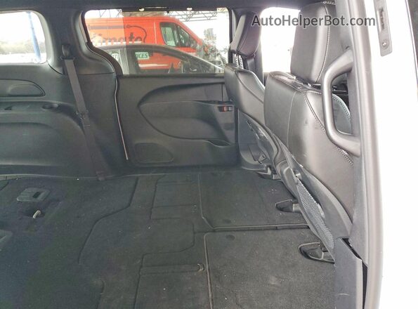 2C4RC1CG3SR525107 2025 CHRYSLER VOYAGER Белый Вид задних сидений