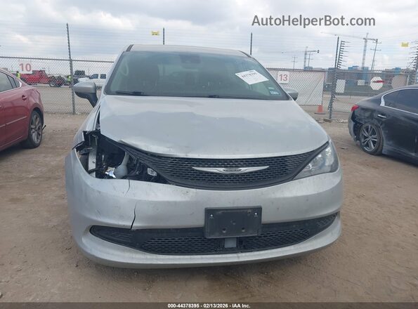2C4RC1CG4PR525642 2023 CHRYSLER VOYAGER Silver Vista del cuadro de instrumentos