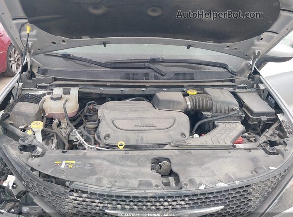 2C4RC1CG4PR525642 2023 CHRYSLER VOYAGER Silver Vista trasera
