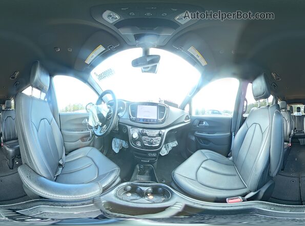 2C4RC1CG4SR514391 2025 CHRYSLER VOYAGER White Widok wnętrza 360 stopni