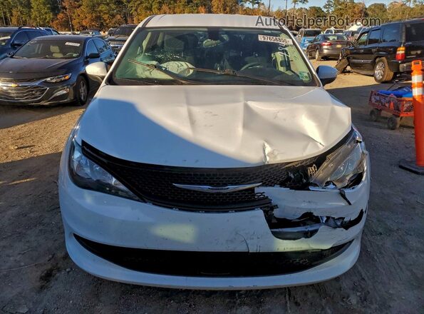 2C4RC1CG7NR208547 2022 CHRYSLER VOYAGER Белый Вид спереди