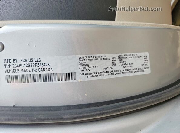 2C4RC1CG7PR548428 2023 CHRYSLER VOYAGER Silver Widok naklejki z numerem VIN