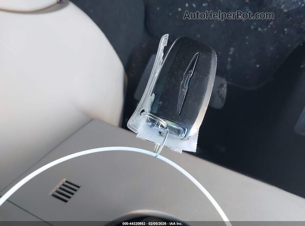 2C4RC1CG7PR574799 2023 CHRYSLER VOYAGER Белый Вид панели приборов