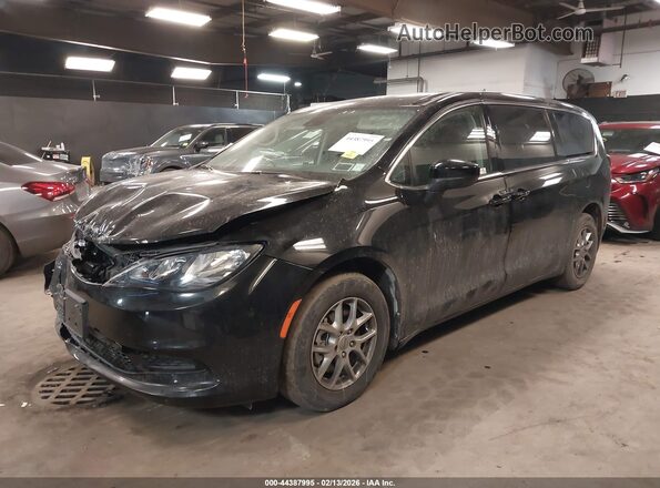 2C4RC1CG8RR163186 2024 CHRYSLER VOYAGER Черный Передняя левая четверть