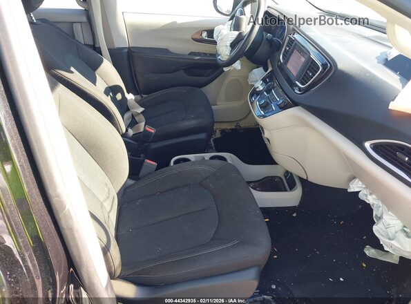 2C4RC1CG9RR101327 2024 CHRYSLER VOYAGER Черный Вид салона спереди
