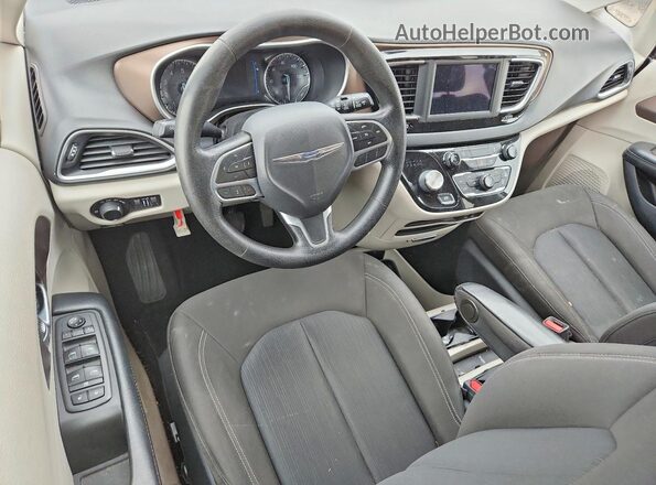 2C4RC1CGXLR131248 2020 CHRYSLER VOYAGER Угольный Вид панели приборов