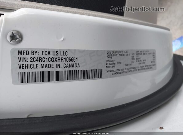 2C4RC1CGXRR106651 2024 CHRYSLER VOYAGER Белый Вид подкапотного пространства