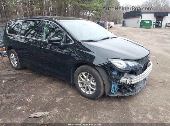 2C4RC1CGXRR135518 2024 CHRYSLER VOYAGER Black Przód prawy