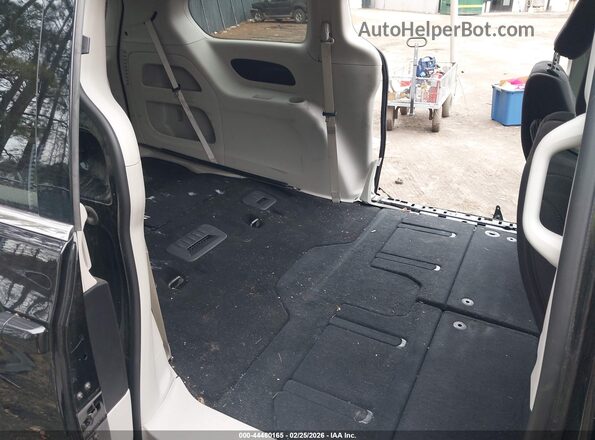 2C4RC1CGXRR135518 2024 CHRYSLER VOYAGER Black Widok naklejki z numerem VIN