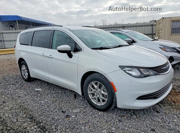2C4RC1DG1LR157669 2020 CHRYSLER VOYAGER White Przód prawy