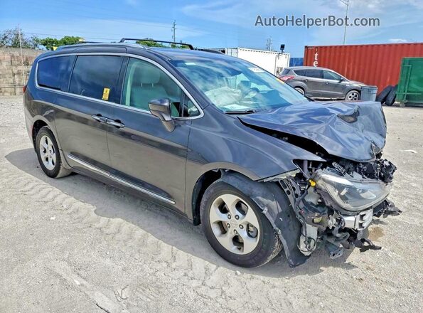 2C4RC1EG7HR821754 2017 CHRYSLER PACIFICA Gray Вид спереду