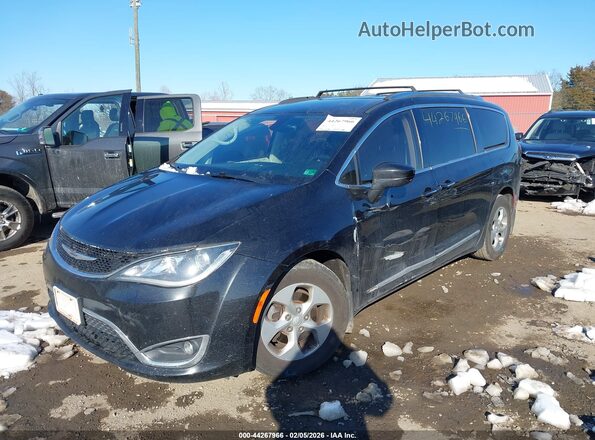 2C4RC1EG9HR560174 2017 CHRYSLER PACIFICA Черный Передняя левая четверть