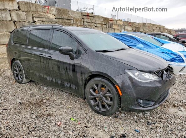 2C4RC1FG5JR189020 2018 CHRYSLER PACIFICA Black Передня права чверть