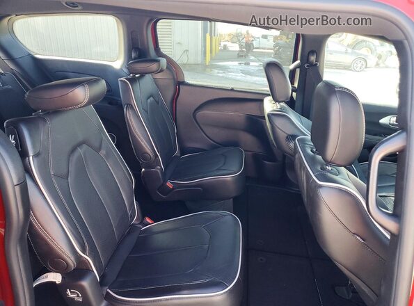 2C4RC1GG2TR182009 2026 CHRYSLER PACIFICA Gray Vista interior trasera