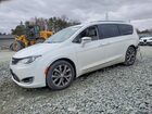2017 Chrysler Pacifica Limited White vin: 2C4RC1GG5HR620531