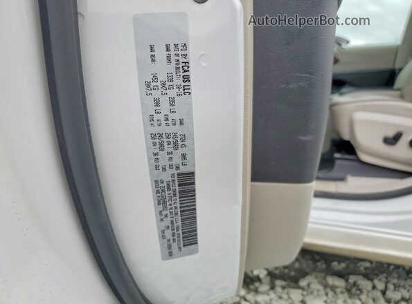 2C4RC1GG5HR620531 2017 CHRYSLER PACIFICA White VIN კოდის სტიკერის ხედი