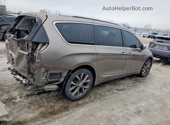 2C4RC1GG5HR817425 2017 CHRYSLER PACIFICA Желто-коричневый Задняя правая четверть