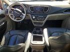 2019 Chrysler Pacifica Limited Red vin: 2C4RC1GG5KR730244
