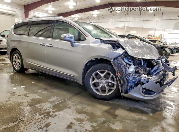 2C4RC1GGXKR552153 2019 CHRYSLER PACIFICA Серебряный Передняя правая четверть