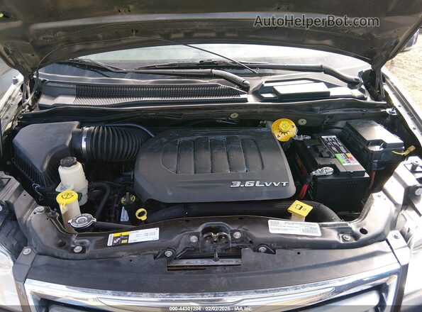 2C4RC1JG6GR200302 2016 CHRYSLER TOWN & COUNTRY Черный Вид сзади