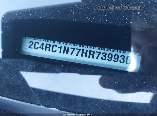 2C4RC1N77HR739930 2017 CHRYSLER PACIFICA Серый 