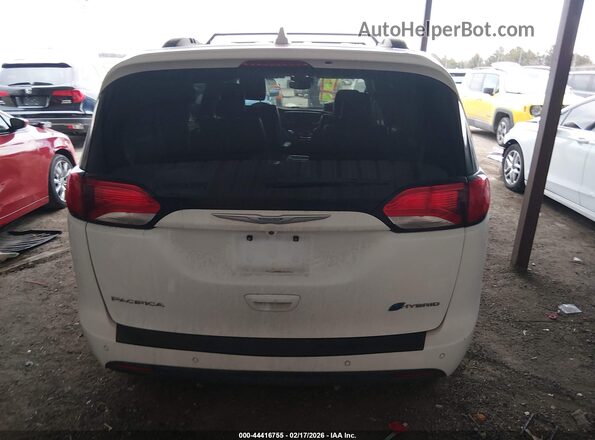 2C4RC1N79JR358926 2018 CHRYSLER PACIFICA Белый 
