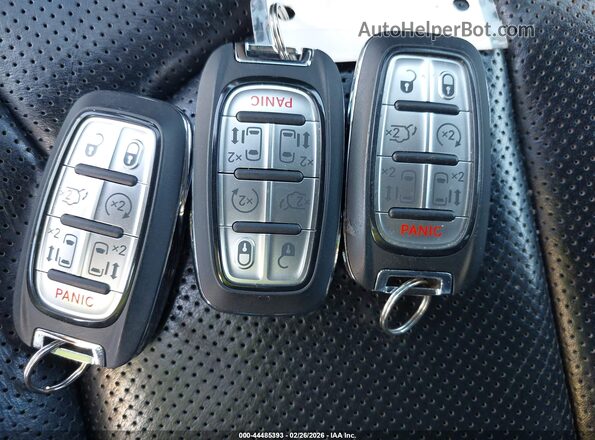 2C4RC1S7XMR590329 2021 CHRYSLER PACIFICA White Widok deski rozdzielczej