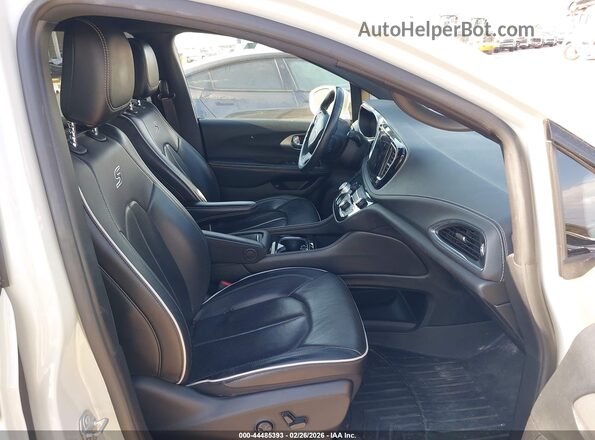 2C4RC1S7XMR590329 2021 CHRYSLER PACIFICA White Widok wnętrza z przodu