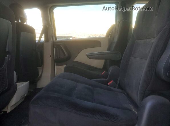 2C4RDGCG6GR318511 2016 DODGE GRAND Белый Вид задней части салона