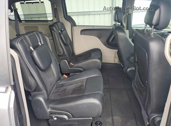 2C4RDGCG8GR335715 2016 DODGE GRAND Серебряный Вид задней части салона