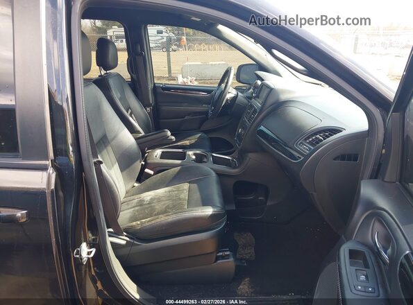 2C4RDGCG9HR824271 2017 DODGE GRAND CARAVAN Серый Вид салона спереди