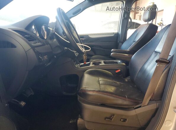 2C4RDGEG1HR557799 2017 DODGE GRAND Silver Widok wnętrza z przodu