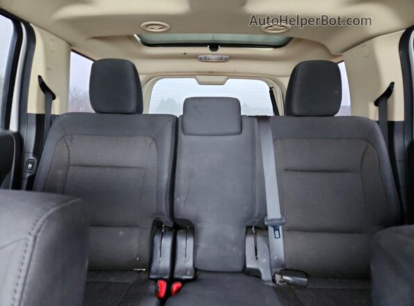 2FMGK5C80GBA19210 2016 FORD FLEX White Widok tylnych siedzeń