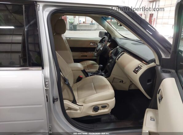 2FMHK6C82KBA22726 2019 FORD FLEX Серебряный Вид салона спереди