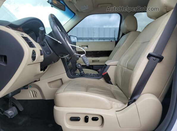 2FMHK6D84HBA14117 2017 FORD FLEX Белый Вид салона спереди