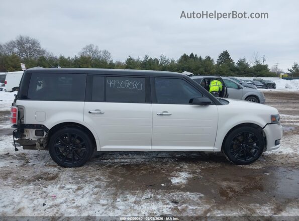 2FMHK6D89HBA02223 2017 FORD FLEX Белый Вид задней части салона