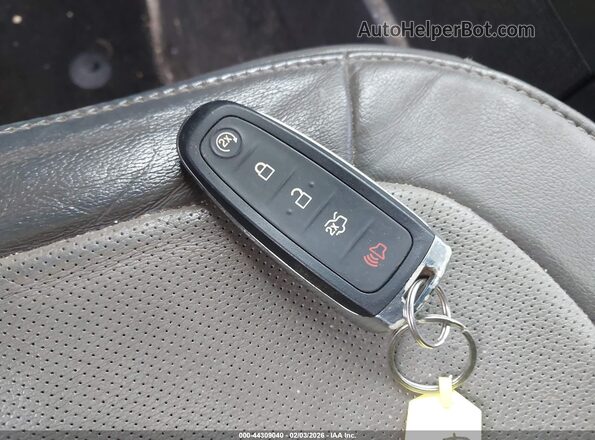 2FMHK6D89HBA02223 2017 FORD FLEX Белый Вид панели приборов