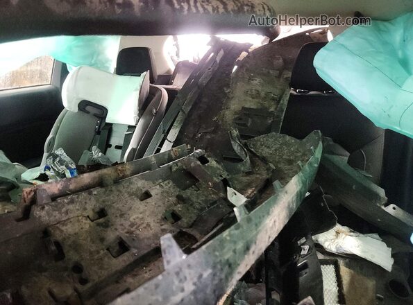 2FMPK3G91KBC40394 2019 FORD EDGE Silver Vista de los asientos traseros
